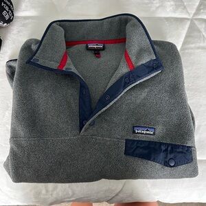 Patagonia Men’s Synchilla Fleece Grey and Navy Pullover